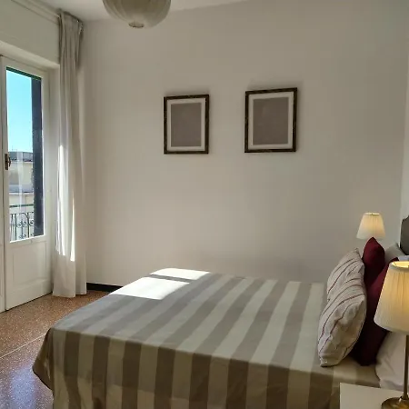 Bianca House Sea View Apartment Levanto