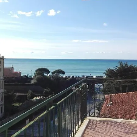 Bianca House Sea View Appartement *