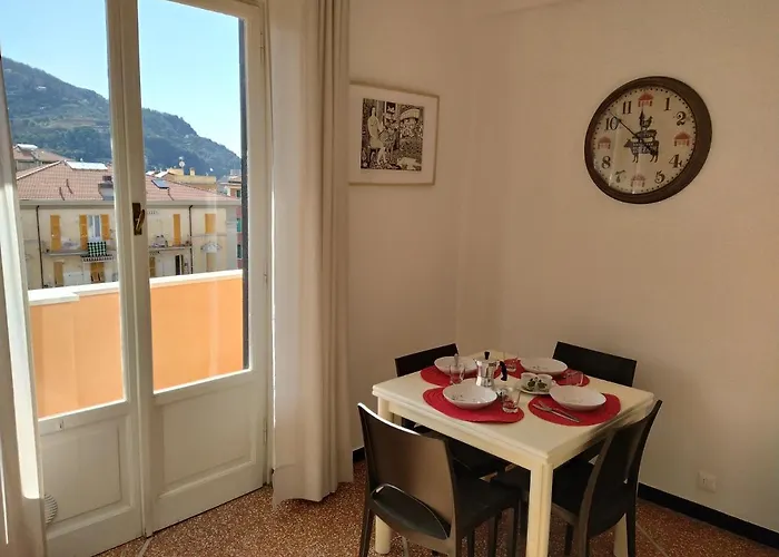 Bianca House Sea View Apartament *
